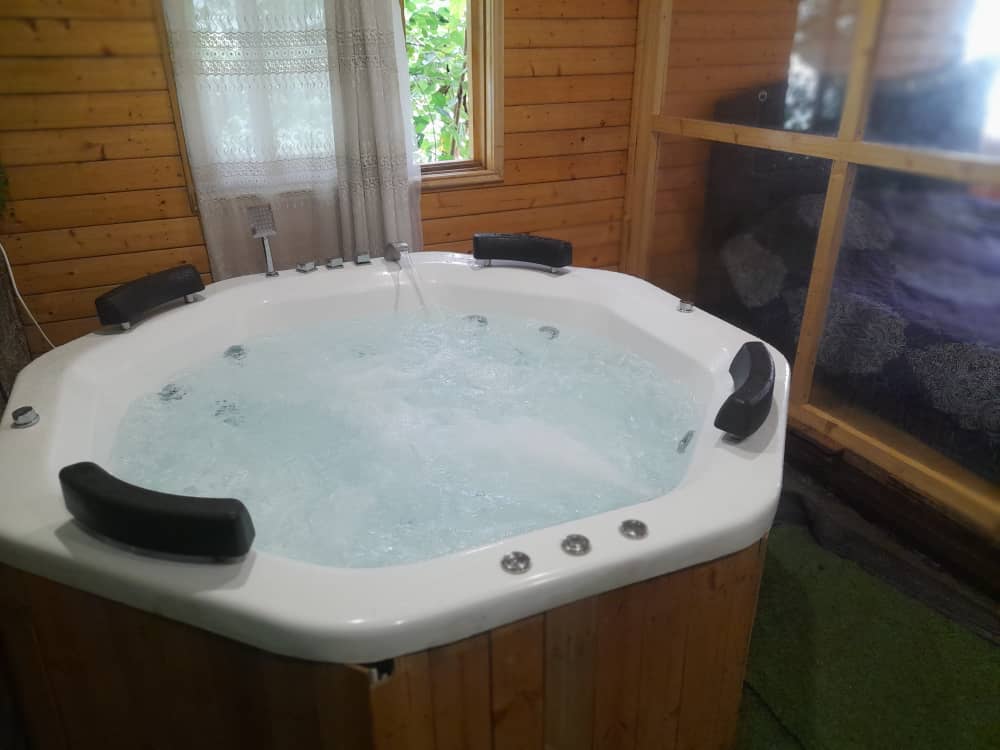 اجاره کلبه یک خوابه  جنگلی سواد کوه - کلبه جنگلی در سواد کوه