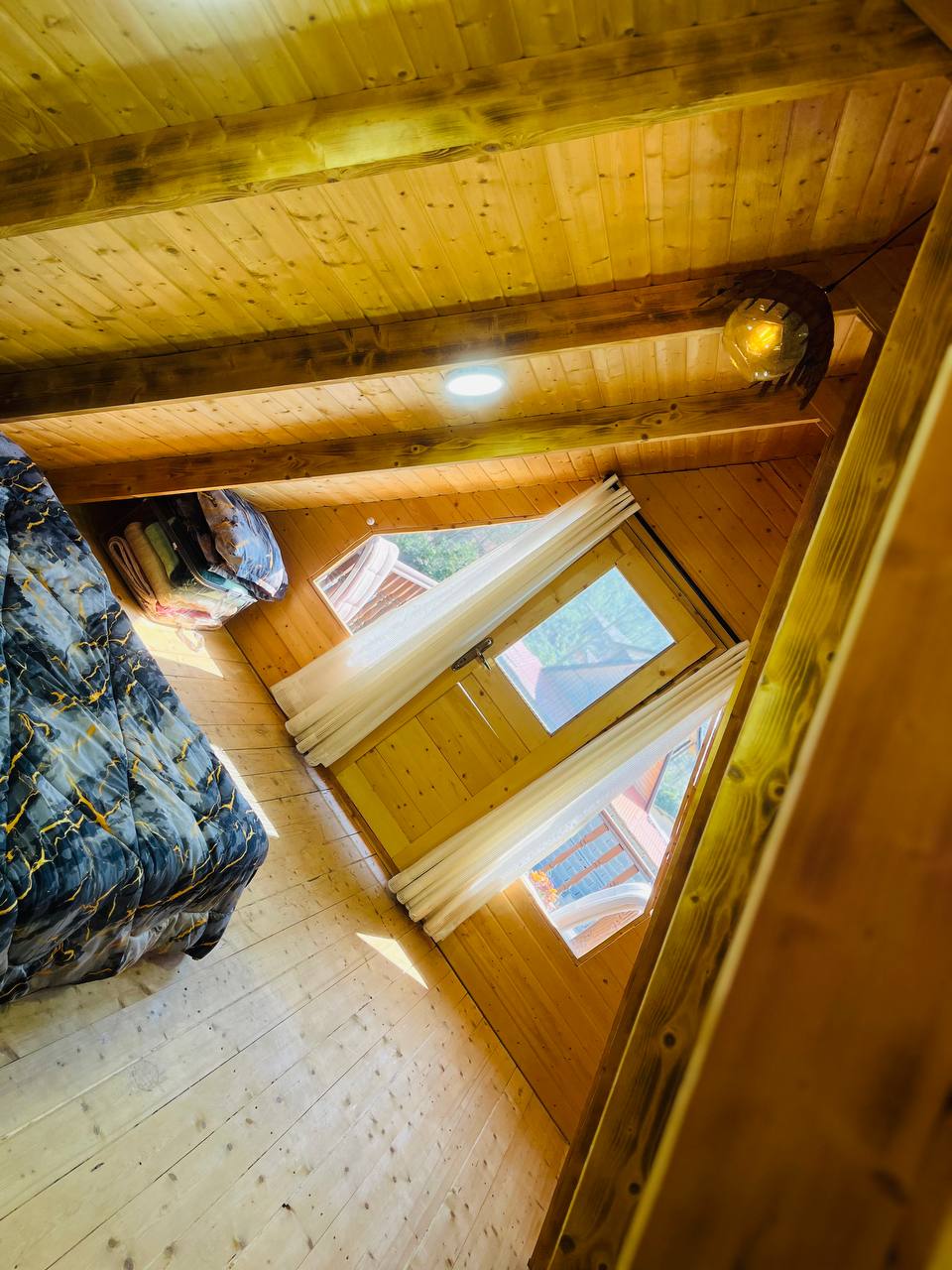 اجاره کلبه یک خوابه استخردار جنگلی سواد کوه - تصویر 6