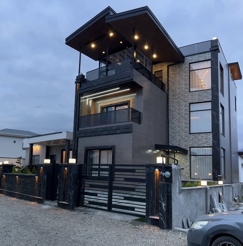 اجاره ویلا چهار خوابه استخردار جنگلی متل قو - ویلا جنگلی در متل قو