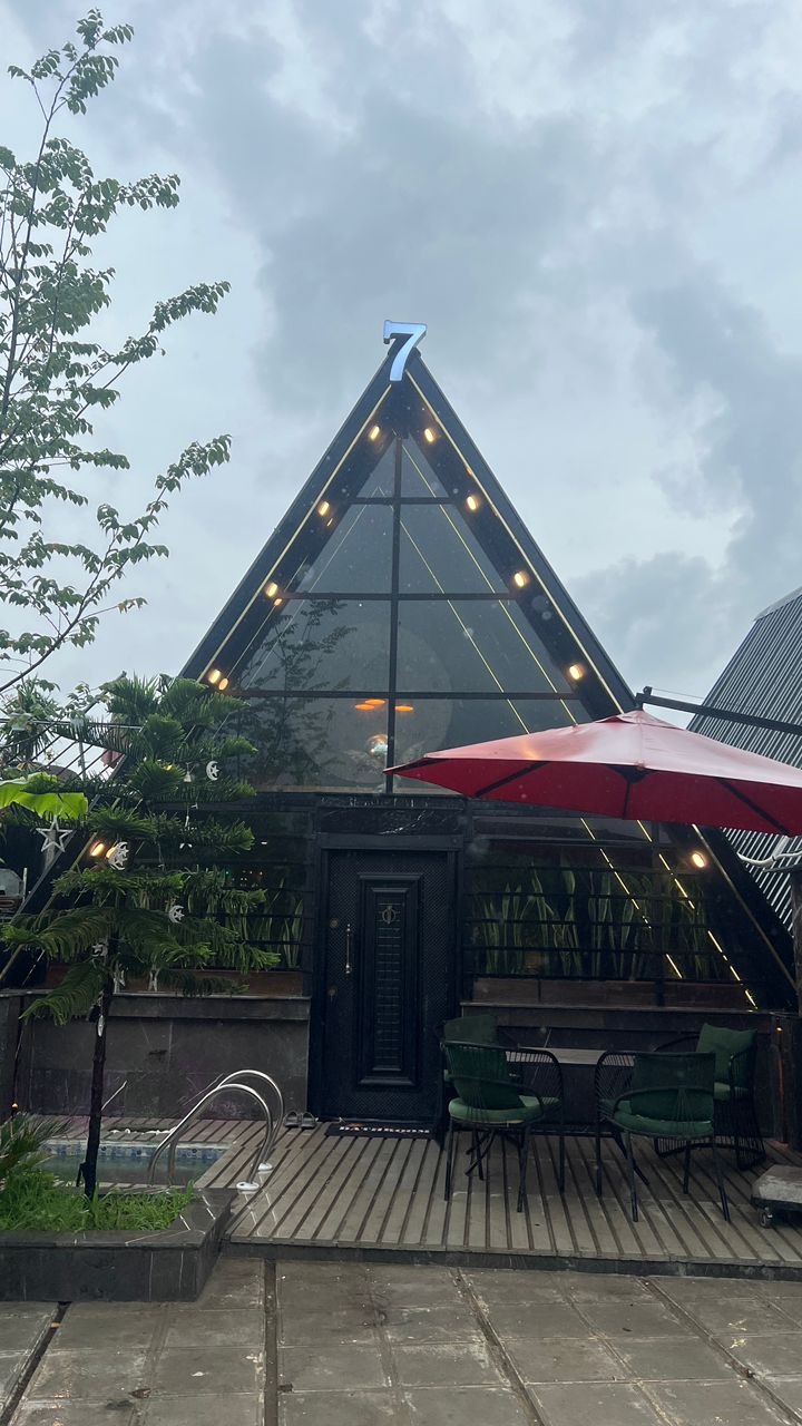 اجاره کلبه دو خوابه  جنگلی متل قو - کلبه جنگلی در متل قو