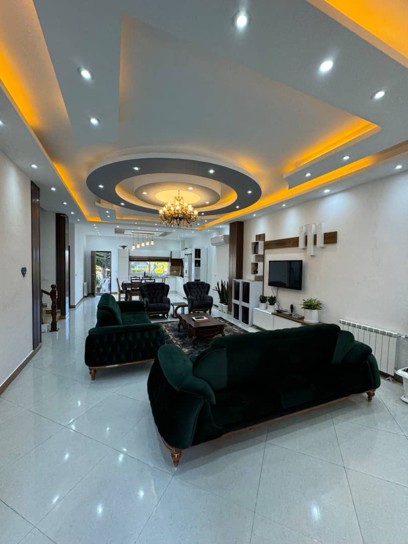 اجاره ویلا سه خوابه استخردار جنگلی متل قو - تصویر 1