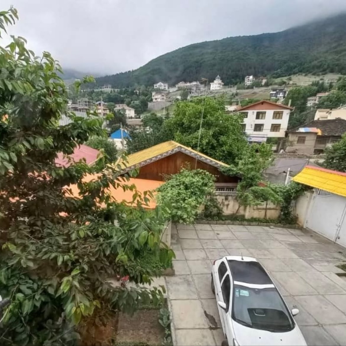 اجاره ویلا دو خوابه  جنگلی کلاردشت - ویلا جنگلی در کلاردشت